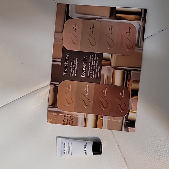 Beauty Samples - Picture 5 of 5